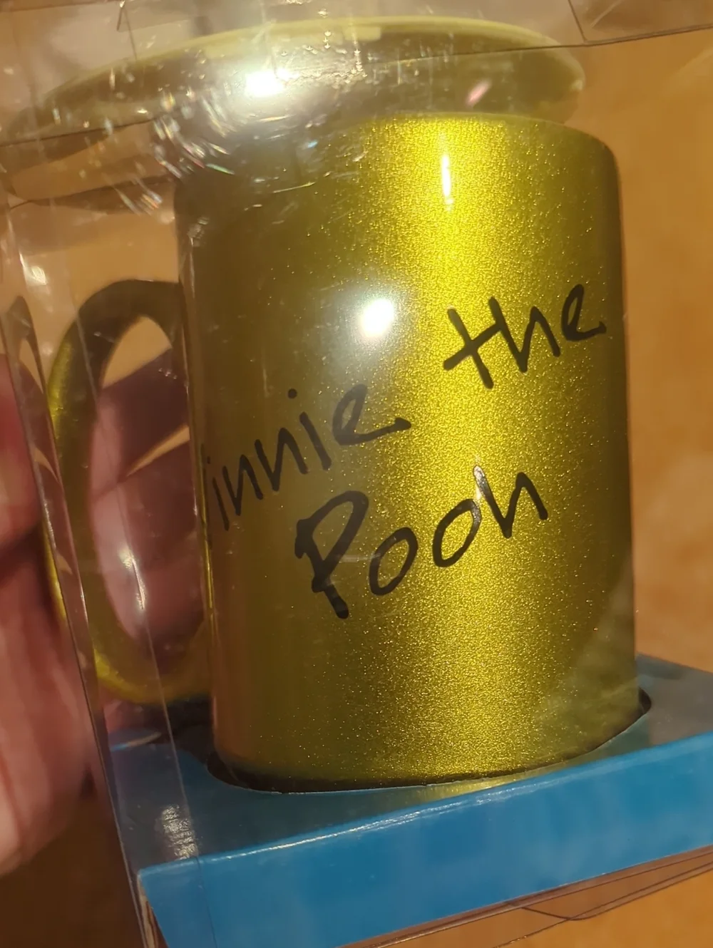 Gold Ceramic Mug (Winnie The Pooh)